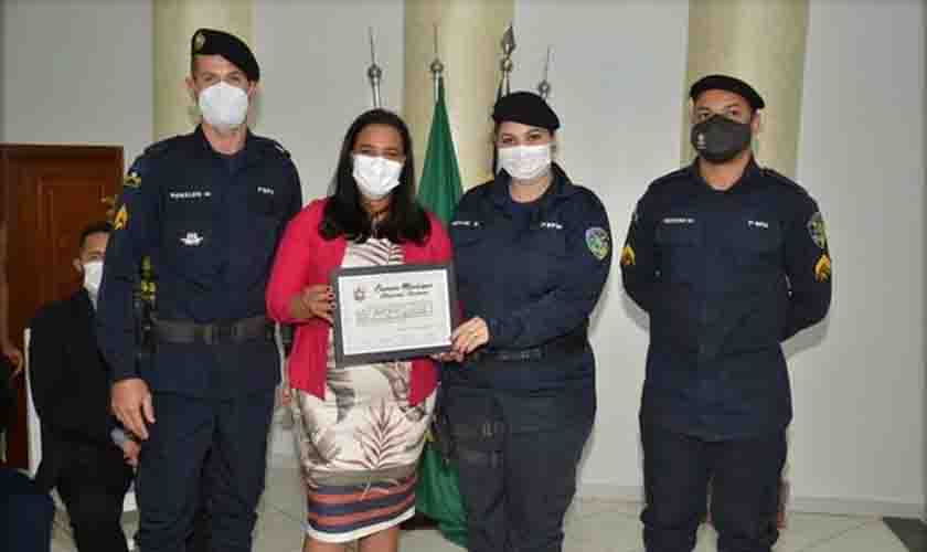 Equipe Patrulha Maria da Penha do 7º BPM recebe moção de aplausos em Ariquemes