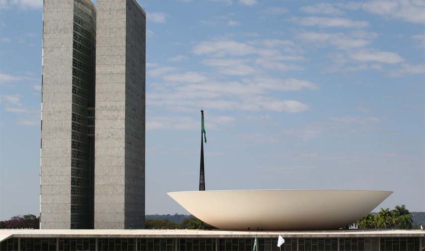 Plenário da Câmara se reúne hoje para votar PEC da Transição