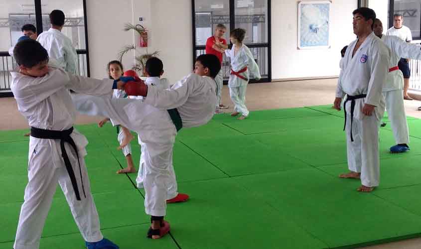 Abertas inscrições para aulas de Capoeira e Karatê na Praça CEU