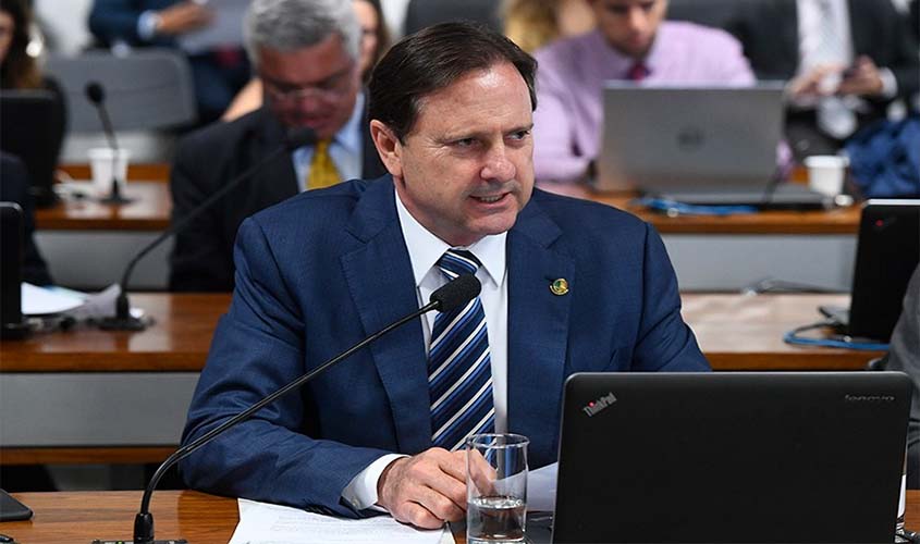 Projeto concede direitos a passageiros e motoristas de aplicativos