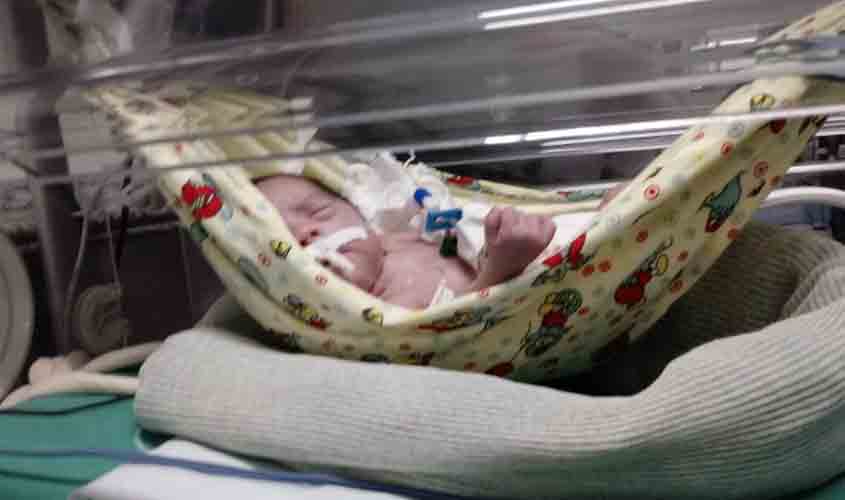 Pais de bebês e recém-nascidos devem ficar atentos quanto a contaminação pelo vírus sincicial respiratório no período chuvoso