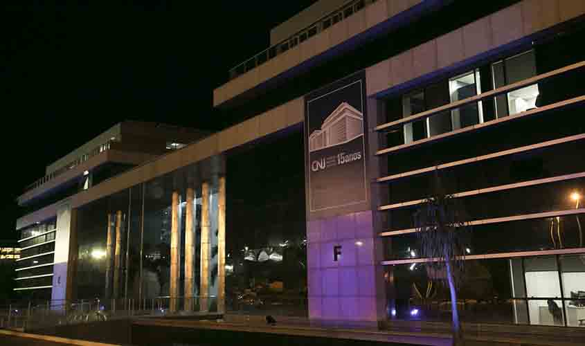 CNJ se ilumina contra a hanseníase