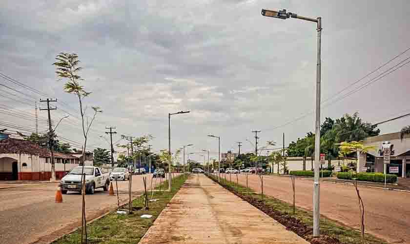 Obras da ciclovia na avenida Tiradentes seguem em ritmo acelerado