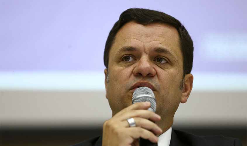 Anderson Torres é preso pela PF após desembarcar em Brasília