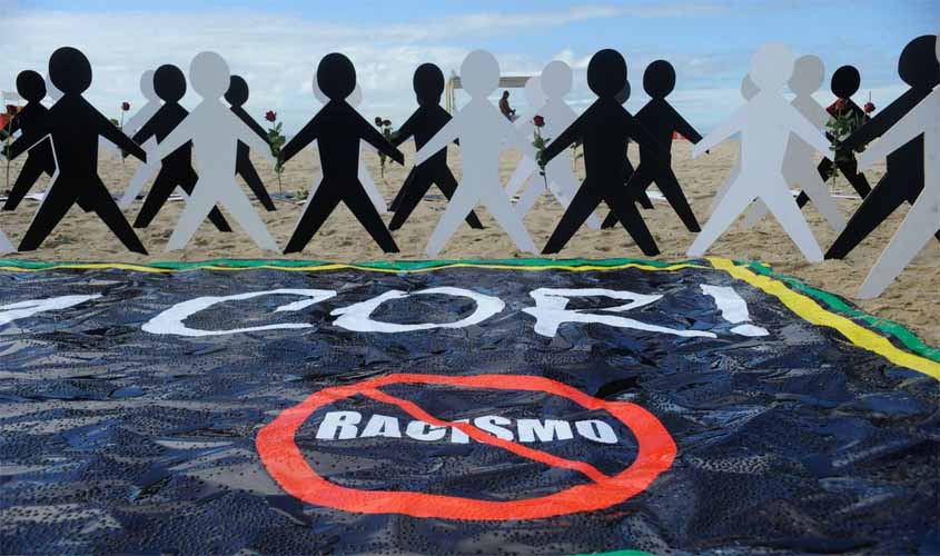 Entenda a nova lei que equipara a injúria racial ao racismo