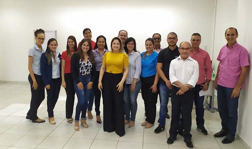 Contadores recebem orientações da Vigilância Sanitária