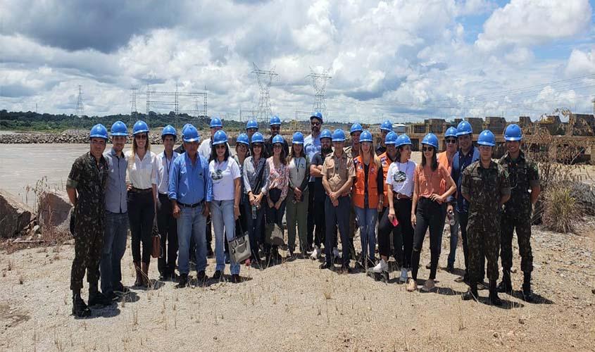 Hidrelétrica Santo Antônio informa lideranças de Porto Velho sobre a segurança da barragem
