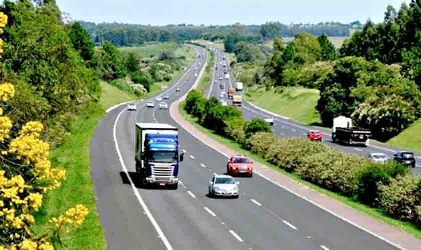 Leilão do 5G vai diminuir desigualdades regionais na cobertura de internet em rodovias