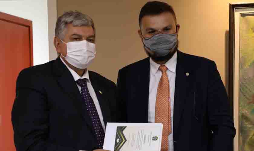 Presidente do Poder Judiciário recebe visita do representante da OAB/RO