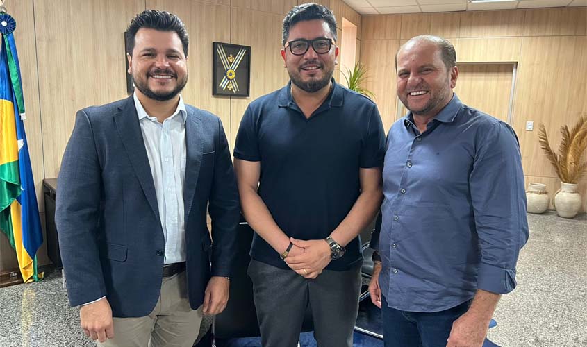 Presidente Marcelo Cruz discute saúde pública com o Secretário de Saúde do Estado