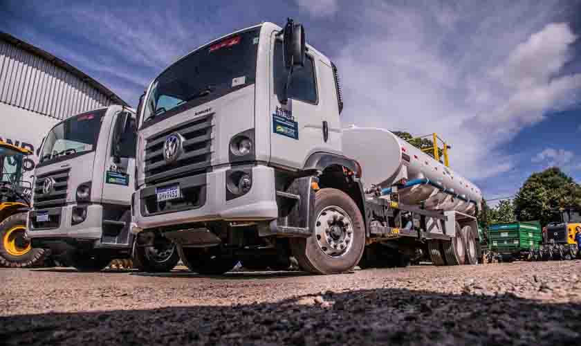 Prefeitura recebe caminhão-pipa do Governo de Rondônia