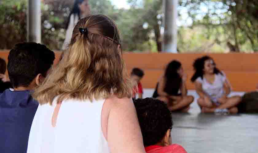 Direito a licença-maternidade para mães adotantes completa 20 anos 