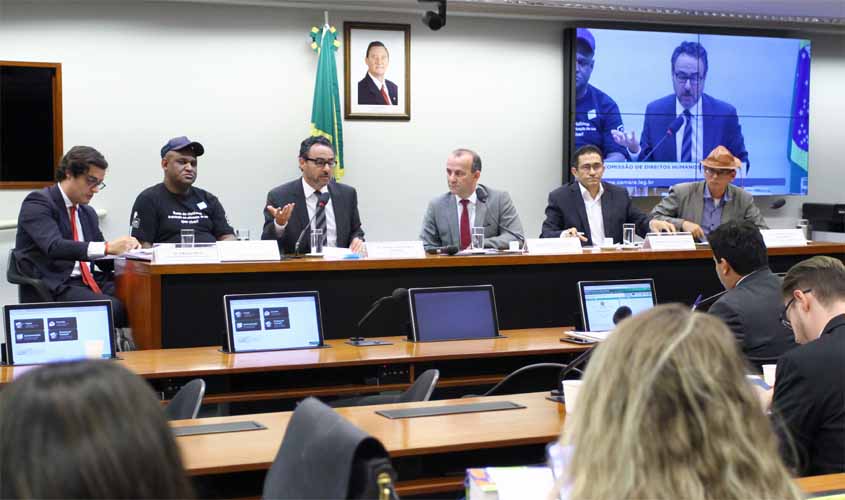 Debate sobre projeto que tipifica ‘crime de ódio’ gera polêmica em comissão