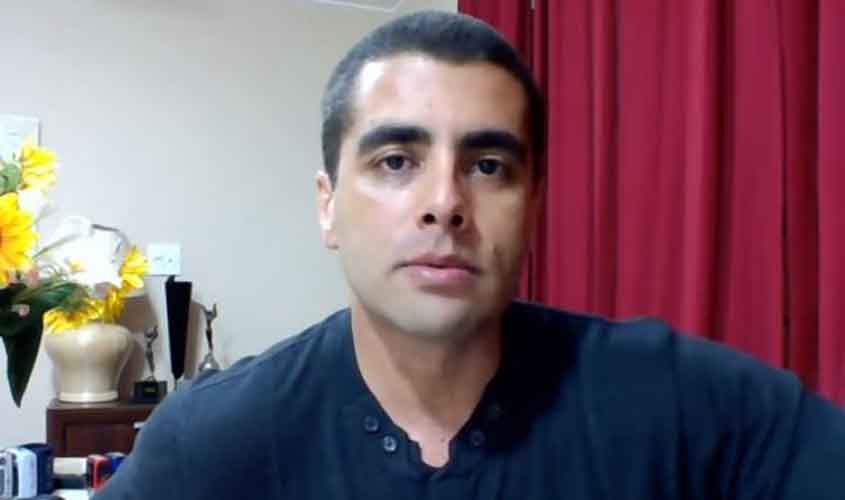 Médico conhecido como Doutor Bumbum tem registro profissional cassado