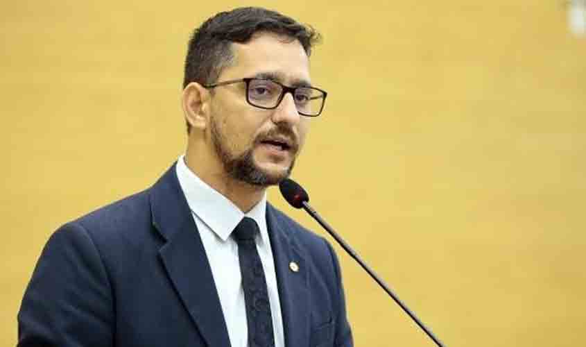 Anderson Pereira solicita do governo esclarecimentos sobre a falta de manutenção no aparelho de ressonância do Hospital Regional de Cacoal