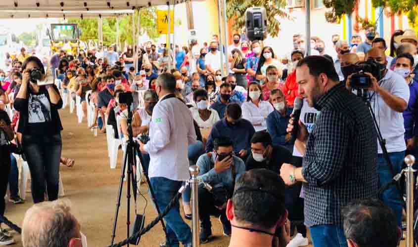 Em Vilhena, presidente Alex Redano participa do lançamento de programas do Governo