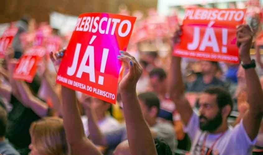 Tucanos querem opinar sobre fusão do PSDB com PODEMOS e pedem 'plebiscito já'