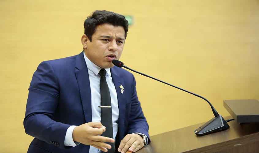 ELE SERÁ O NOME DOS CASSOLISTAS, SE O EX-GOVERNADOR NÃO PUDER CONCORRER