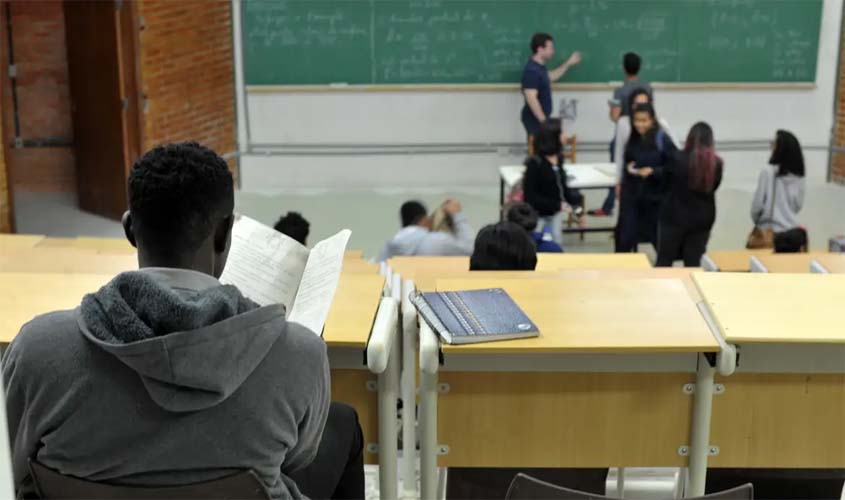 Aluno terá que pagar R$ 720 mil por ocupação indevida de cota racial
