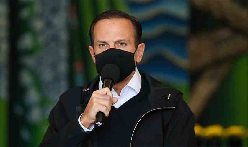 Doria sobre Bolsonaro: falta se empenhar no trabalho e menos no lazer