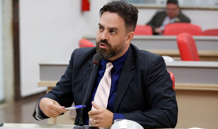 Deputado Léo Moraes enfrenta dificuldades para coligar