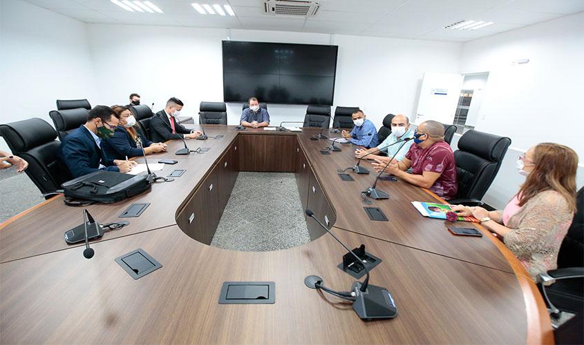 Pagamento de verba indenizatória aos servidores da saúde é discutido na Assembleia Legislativa