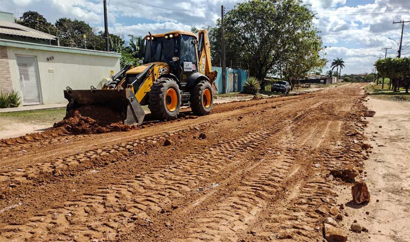 Prefeitura patrola mais de 50 km de vias rurais e urbanas