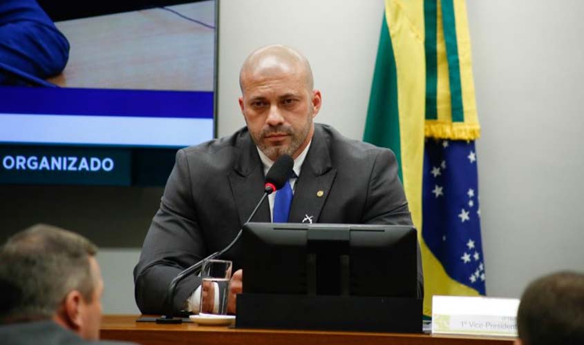 Comissão aprova regra de aposentadoria para policial desligado da corporação 