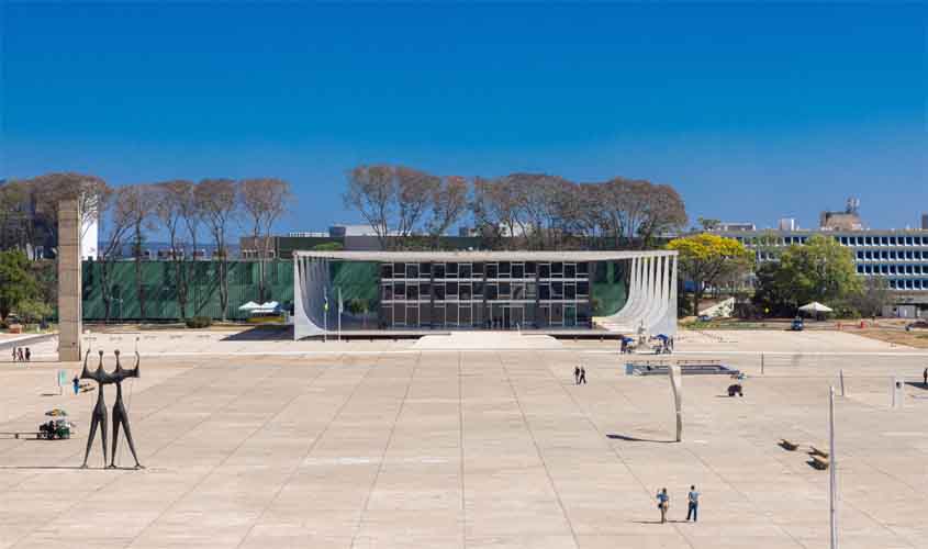 STF decide que PIS/Cofins integra base de cálculo da contribuição previdenciária sobre receita bruta