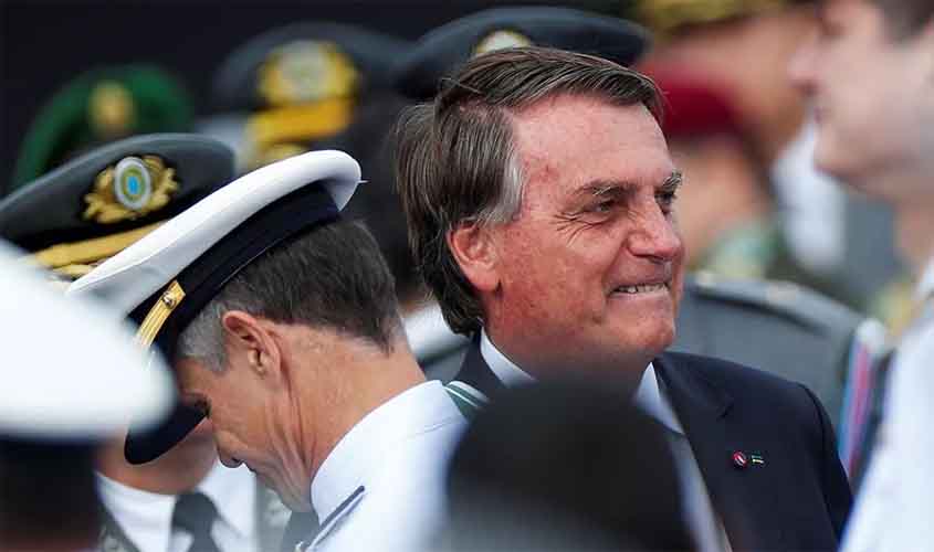 Com Trump no poder em 2022, militares teriam dado o golpe