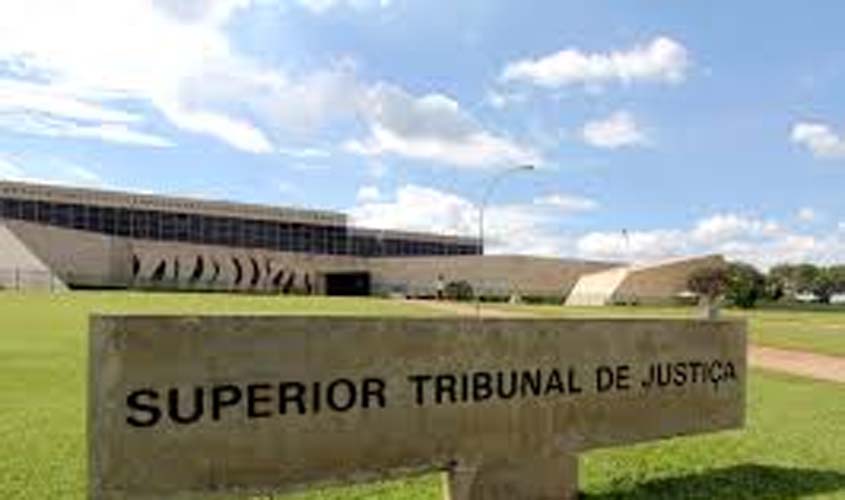 Reconhecimento de paternidade pós-morte não anula venda de cotas sociais a outro filho