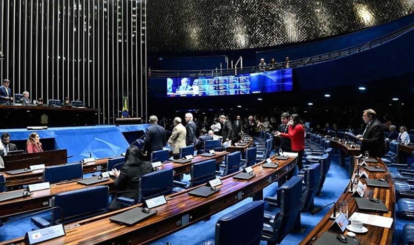 CCJ do Senado aprova PL que criminaliza desafios como o da boneca Momo