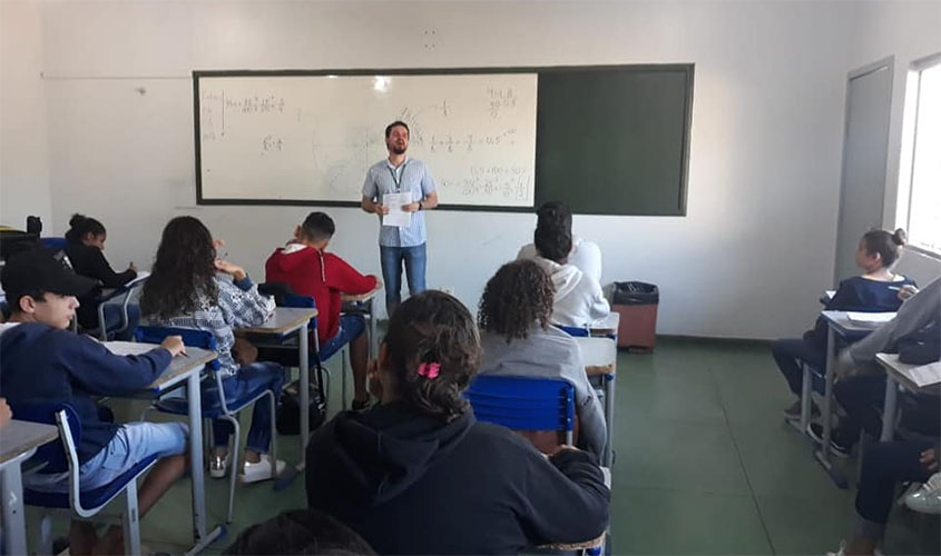 Governo atualiza piso salarial dos professores da rede estadual de ensino em Rondônia