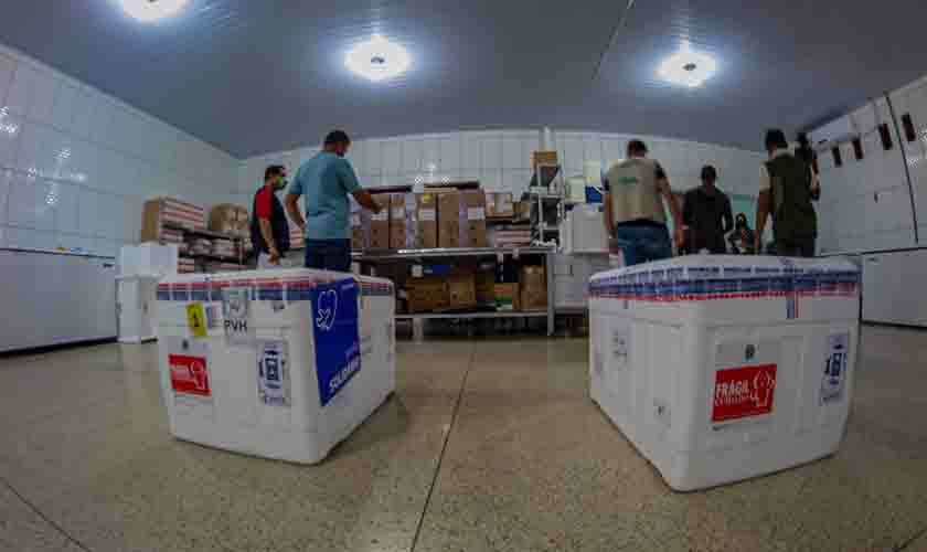 Rondônia recebe 52.210 doses de vacinas contra a covid-19; nova remessa é destinada para público com 18 anos ou mais