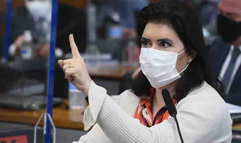 Simone Tebet sugere que Bolsonaro é quem pode sofrer impeachment
