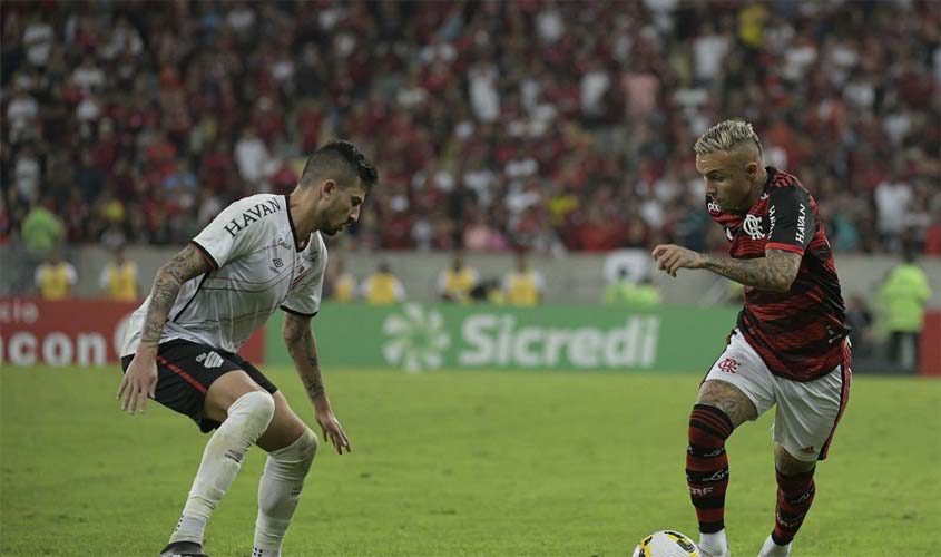 Brasileiro: Flamengo e Athletico-PR medem forças no Maracanã