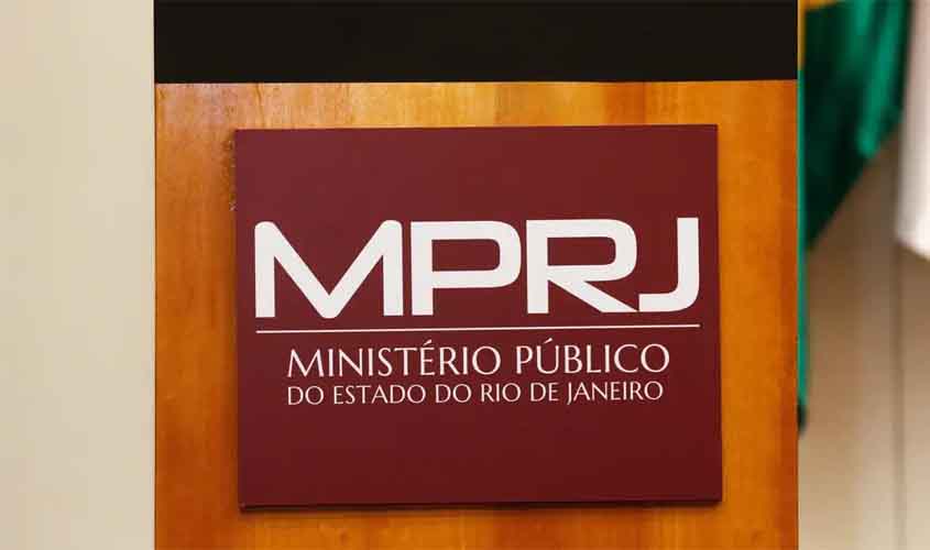 MP pede prisão preventiva de jovens que doparam turistas ingleses