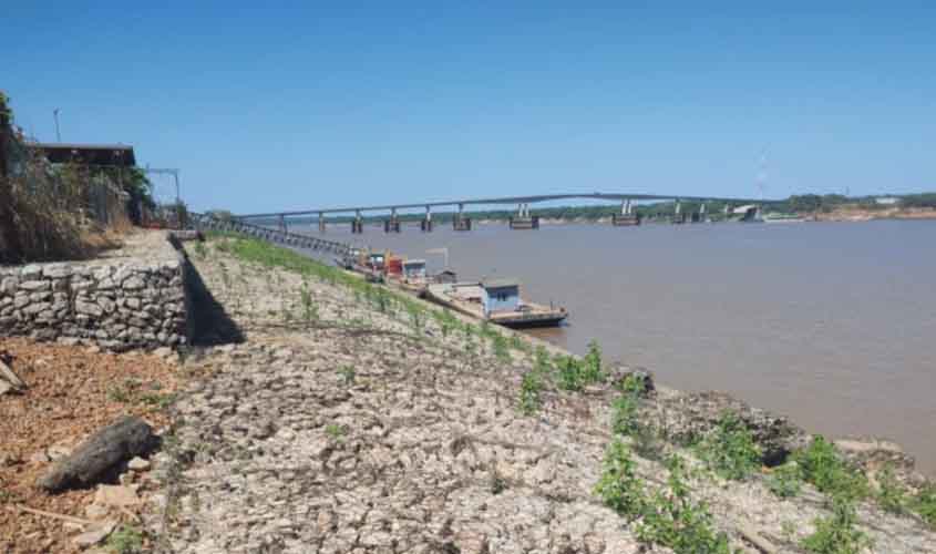 Defesa Civil Municipal monitora nível do rio Madeira e pontos de desbarrancamentos para evitar acidentes