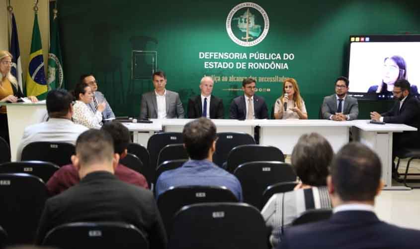 MPRO reforça combate a contratos de cartão de crédito que lesam idosos em audiência pública na DPE