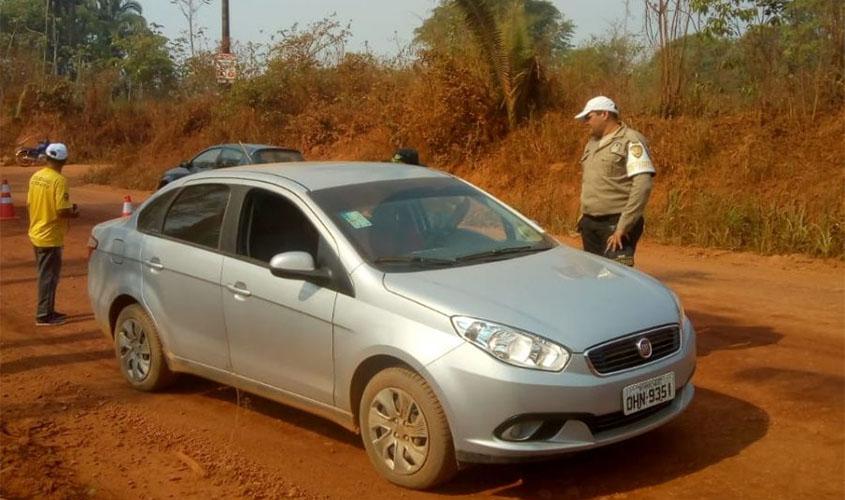 Semtran realiza blitz educativa na Vila Viçosa