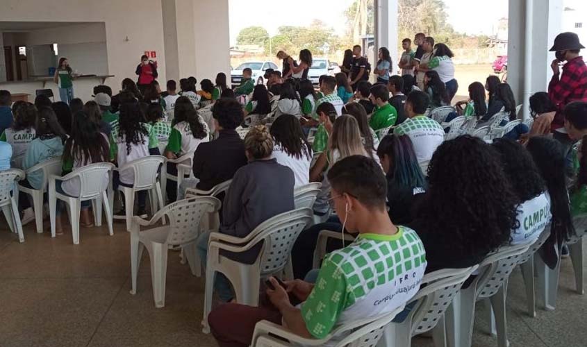 Projeto “Palavras de Inclusão” é realizado no Campus 