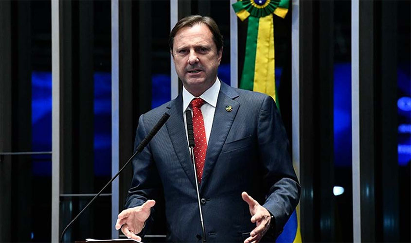 Senador Acir Gurgacz promove debate sobre o cacau brasileiro