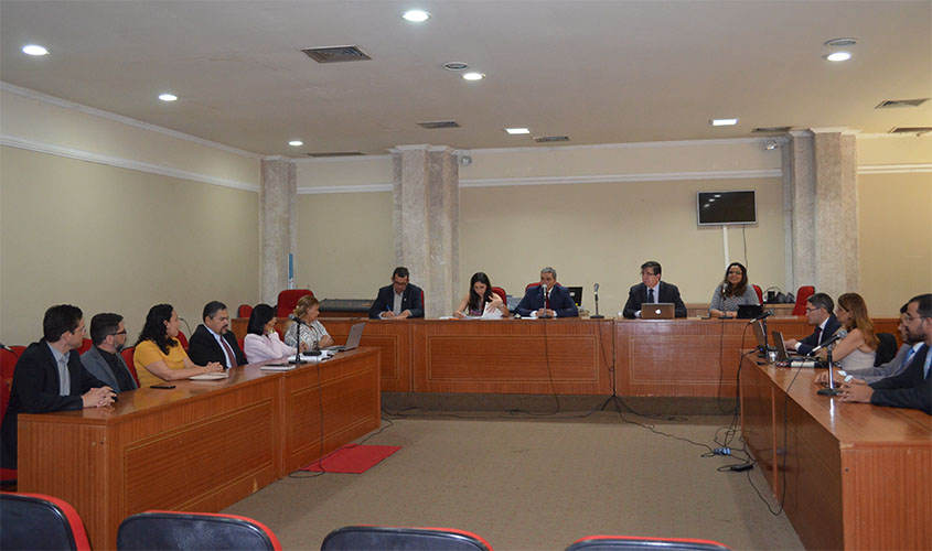 TED da OAB Rondônia julga processos em sessão ordinária e aplica penalidades a advogados