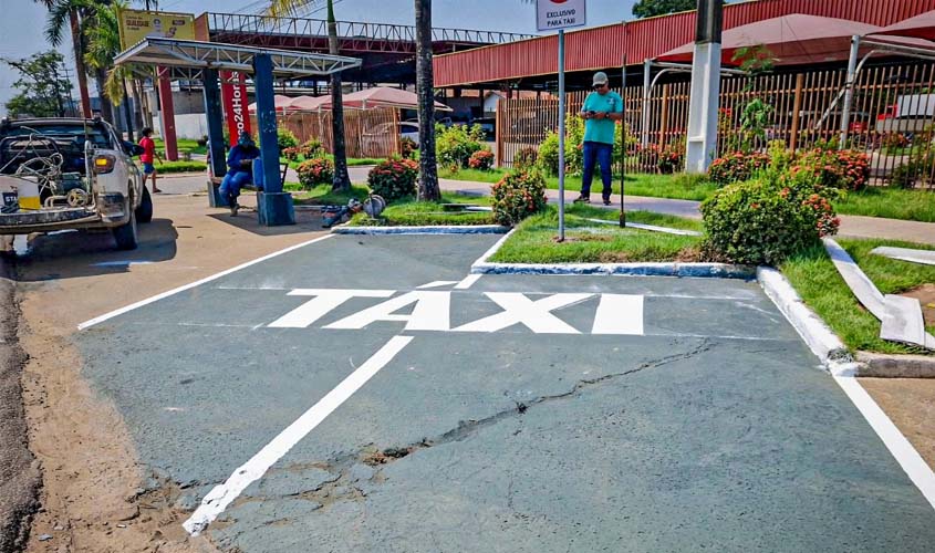 Demarcação de estacionamentos para táxi