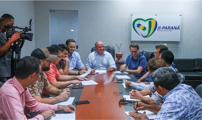 Programação para o aniversário e período natalino