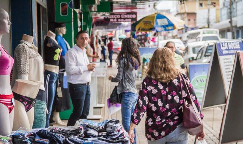 Procon monitora precificação de produtos para a Black Friday e faz recomendações ao consumidor