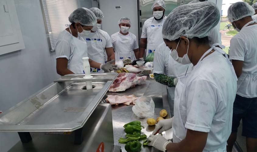 Escola Móvel: inscrições para cursos até 18