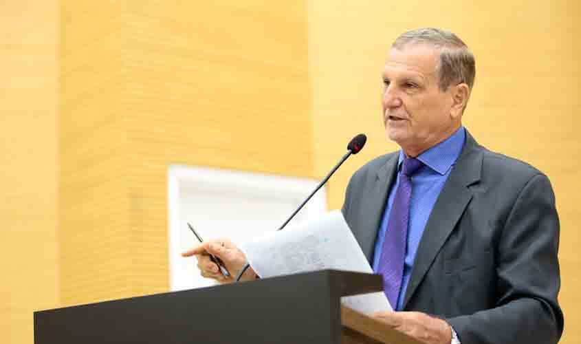 Follador quer que governo defina produtos da cesta básica com clareza