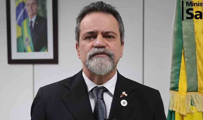 Seria 'irresponsável' dizer quando começa vacinação contra Covid-19, diz braço direito de Pazuello (vídeo)