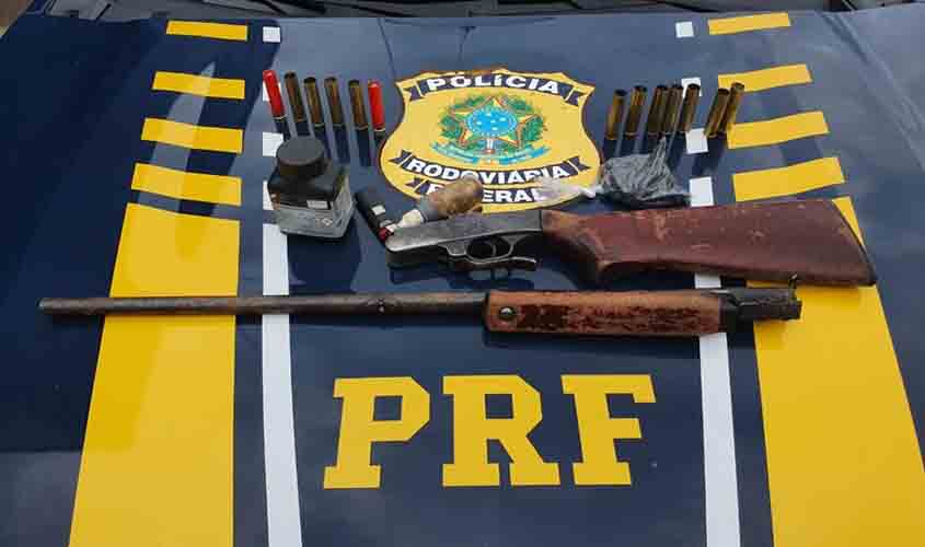 Em Vilhena/RO, PRF apreende uma espingarda